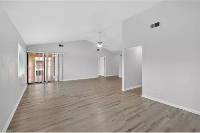 1118 SW 48th Ter #203, Cape Coral, FL 33914 - Photo 9