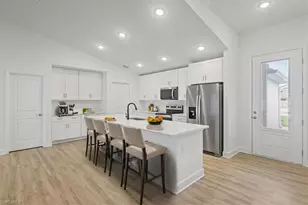 1217 SW 20th St, Cape Coral, FL 33993 - Photo 3