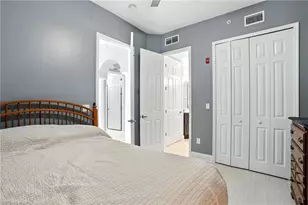 15256 Riverbend Blvd, North Fort Myers, FL 33917 - Photo 17