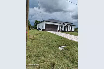 1145 Augusta St E, Lehigh Acres, FL 33974 - Photo 3