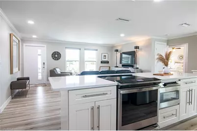 3514 SE 22nd Pl, Cape Coral, FL 33904 - Photo 9