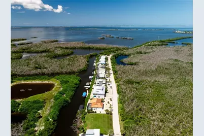 4061 Galt Island Ave, Saint James City, FL 33956 - Photo 7