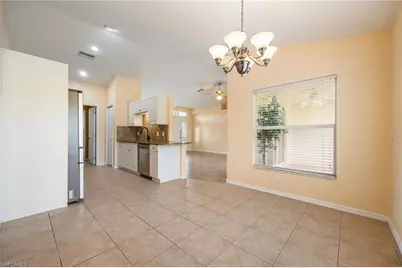 302 NE 24th Ave, Cape Coral, FL 33909 - Photo 11