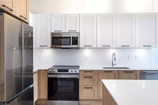 22980 Vista Edera Cir, Estero, FL 33928 - Photo 3