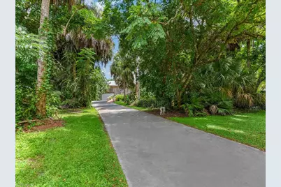 1180 29th St SW, Naples, FL 34117 - Photo 3