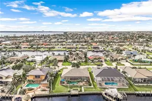 1911 SE 35th St, Cape Coral, FL 33904 - Photo 41