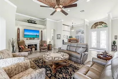 1911 SE 35th St, Cape Coral, FL 33904 - Photo 9