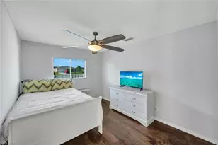 1121 NW 27th Ave, Cape Coral, FL 33993 - Photo 21