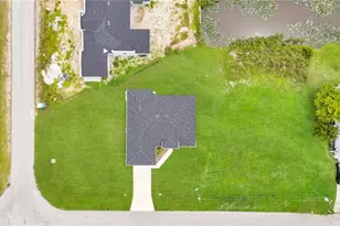 1523 NE 19th Ave, Cape Coral, FL 33909 - Photo 35