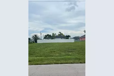 318 Kismet Pkwy W, Cape Coral, FL 33993 - Photo 1