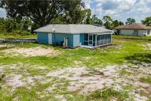 3317 17th St SW, Lehigh Acres, FL 33976 - Photo 9