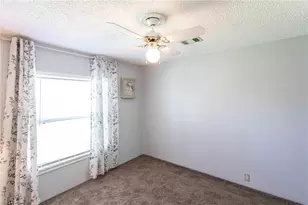 19631 Eagle Trace Ct N, North Fort Myers, FL 33903 - Photo 23