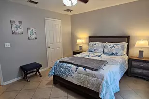 1923 SW 26th St, Cape Coral, FL 33914 - Photo 11