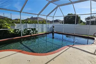 1923 SW 26th St, Cape Coral, FL 33914 - Photo 3