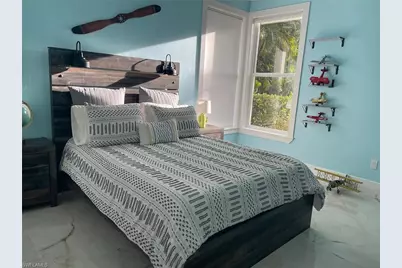 11279 Longshore Way W, Naples, FL 34119 - Photo 13