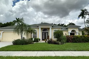 11279 Longshore Way W, Naples, FL 34119 - Photo 1