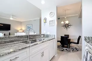 10470 Washingtonia Palm Way, Fort Myers, FL 33966 - Photo 15