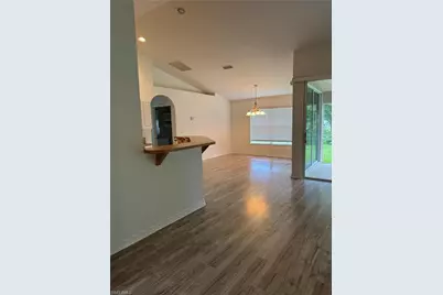 1824 Lockhaven Ct, Lehigh Acres, FL 33972 - Photo 9