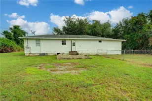 3701 21st St SW, Lehigh Acres, FL 33976 - Photo 27