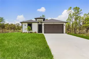 846 Dudley Ave S, Lehigh Acres, FL 33974 - Photo 1
