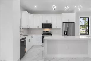 846 Dudley Ave S, Lehigh Acres, FL 33974 - Photo 9