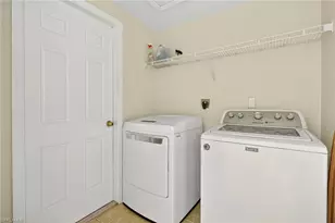 1402 Acacia Ave, Lehigh Acres, FL 33972 - Photo 25