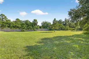 1402 Acacia Ave, Lehigh Acres, FL 33972 - Photo 29