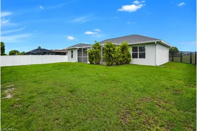 518 NW 11th Ter, Cape Coral, FL 33993 - Photo 29