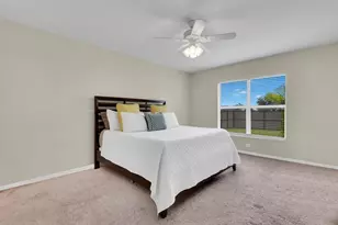 518 NW 11th Terrace, Cape Coral, FL 33993 - Photo 13