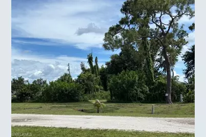 842 Whispering Pines Rd, Cape Coral, FL 33993 - Photo 7