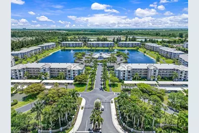 16625 Lake Circle Dr #518, Fort Myers, FL 33908 - Photo 11