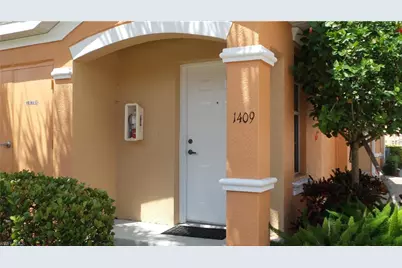 1831 Concordia Lake Cir #1409, Cape Coral, FL 33909 - Photo 3