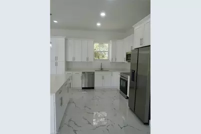 2605 E 18th St, Lehigh Acres, FL 33972 - Photo 5