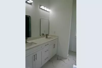 2605 E 18th St, Lehigh Acres, FL 33972 - Photo 7