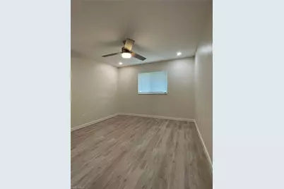 841 Gleason Pkwy #5, Cape Coral, FL 33914 - Photo 17