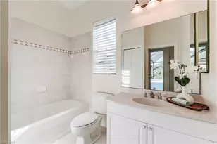 8865 New Castle Dr, Fort Myers, FL 33908 - Photo 29