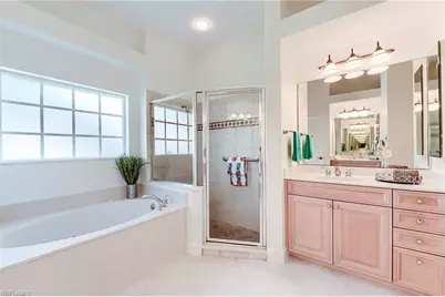 8865 New Castle Dr, Fort Myers, FL 33908 - Photo 25