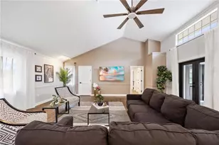 185 Palm River Blvd, Naples, FL 34110 - Photo 7