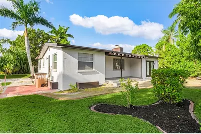 4472 E Riverside Dr, Fort Myers, FL 33905 - Photo 3