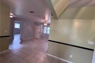 205 NE 9th Ct, Cape Coral, FL 33909 - Photo 23