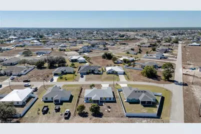 4305 NE 20th Pl, Cape Coral, FL 33909 - Photo 29
