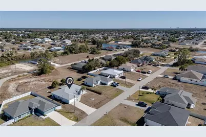 4305 NE 20th Pl, Cape Coral, FL 33909 - Photo 35