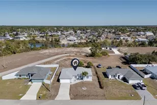 4305 NE 20th Pl, Cape Coral, FL 33909 - Photo 27