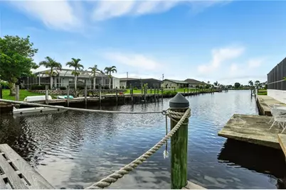 4558 Vinewood Cir, North Fort Myers, FL 33903 - Photo 3