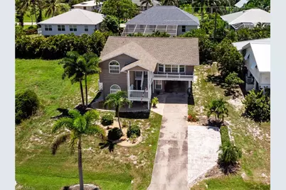 7841 Breakwater Ct, Bokeelia, FL 33922 - Photo 3