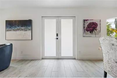 2017 SE 17th Pl, Cape Coral, FL 33990 - Photo 5