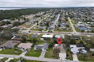 2304 SE 8th Terrace, Cape Coral, FL 33990 - Photo 25