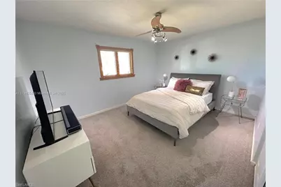 2304 SE 8th Ter, Cape Coral, FL 33990 - Photo 11