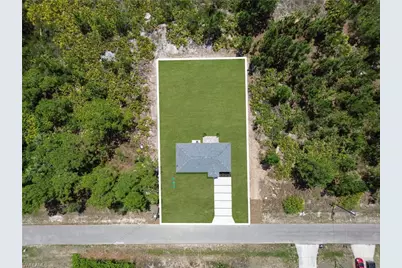 924 Macy St E, Lehigh Acres, FL 33974 - Photo 11