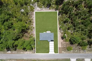 924 Macy St E, Lehigh Acres, FL 33974 - Photo 11